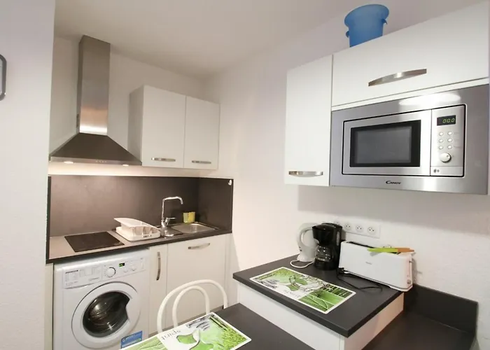T1 Renove Pres Des Thermes, Parking Prive, - Fr-1-553-125 Lejlighed Balaruc-les-Bains