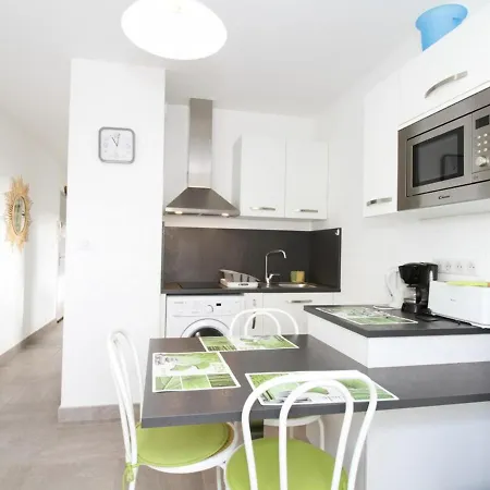 Apartment T1 Renove Pres Des Thermes, Parking Prive, - Fr-1-553-125 Balaruc-les-Bains
