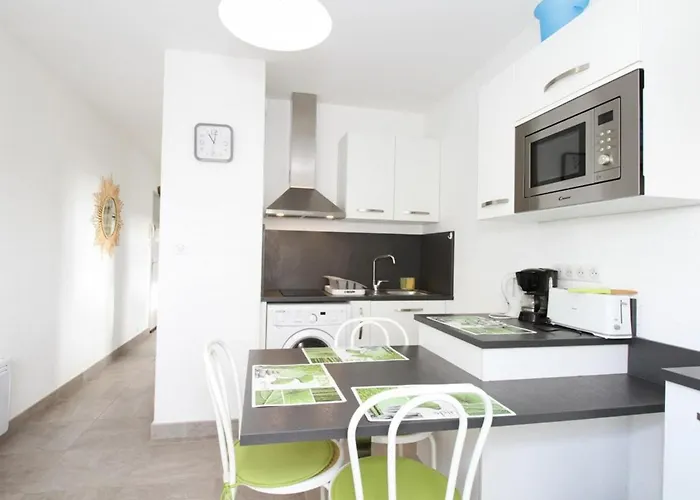 Apartmán T1 Renove Pres Des Thermes, Parking Prive, - Fr-1-553-125 Balaruc-les-Bains